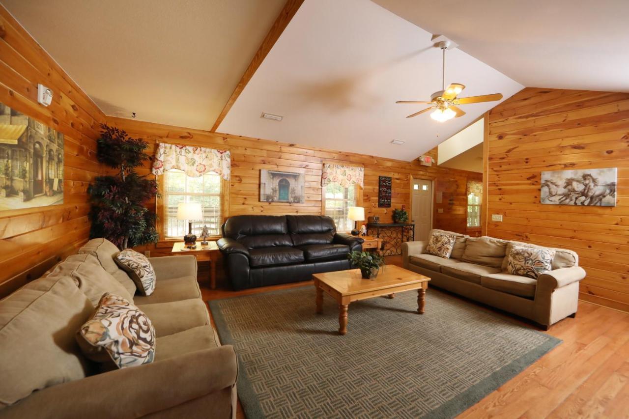 Oak Tree Lodge #3 พิเจนฟอร์จ ภายนอก รูปภาพ